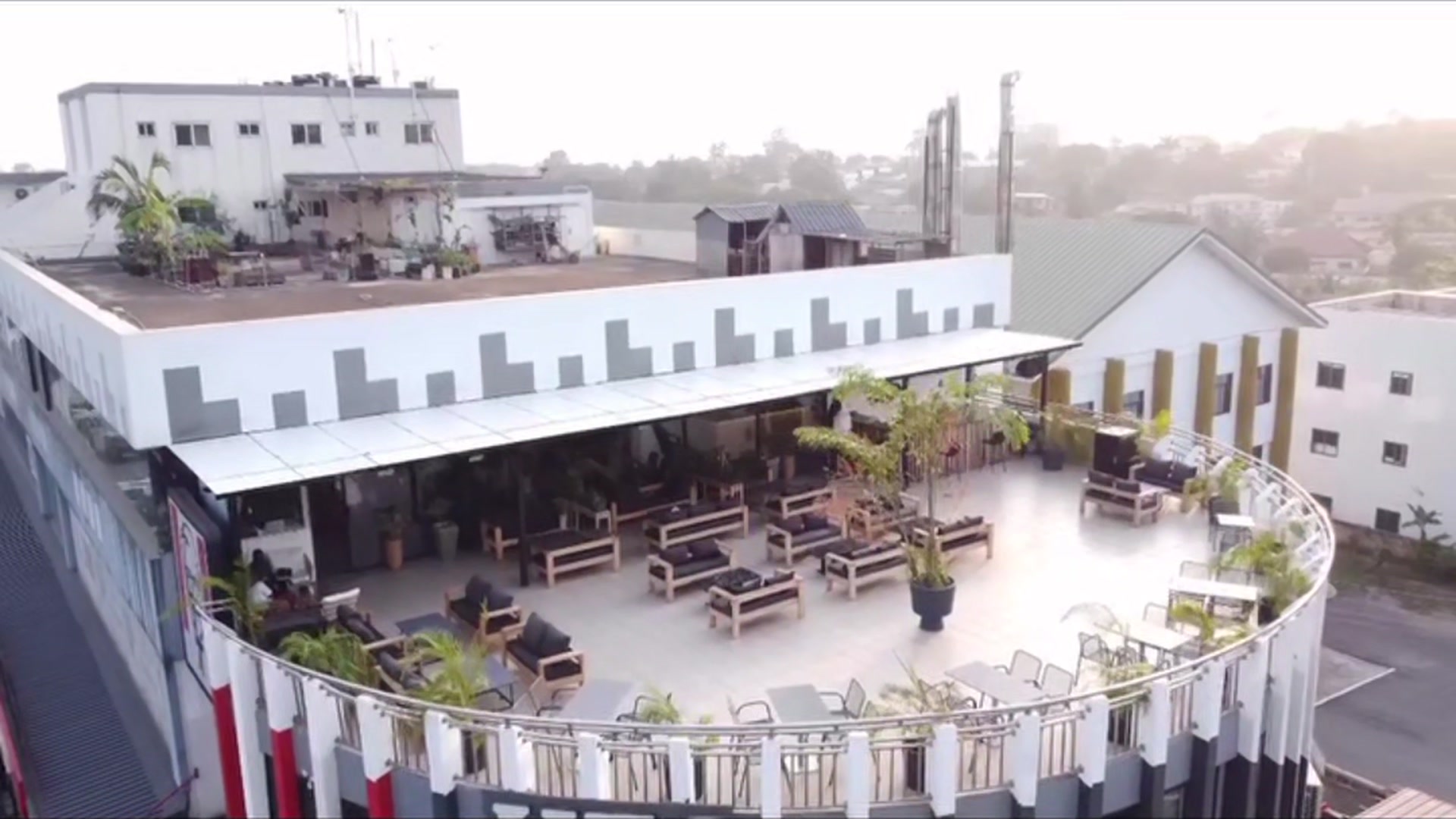 HILITE rooftop restaurant and lounge